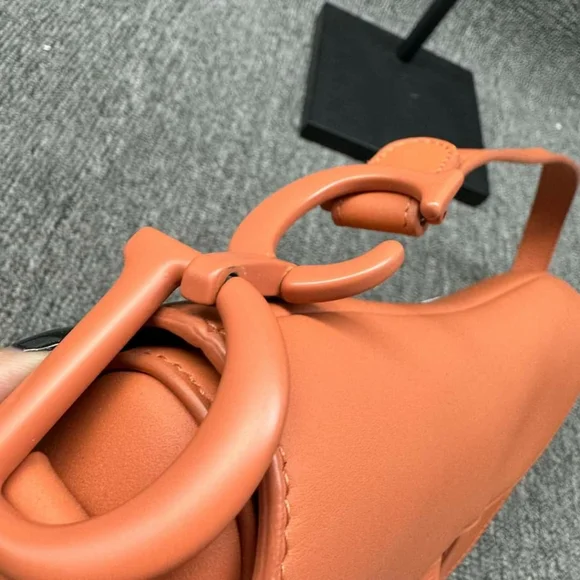 100% Authentic Dior Saddle Bag 1925-101524 - Picture 6 of 14